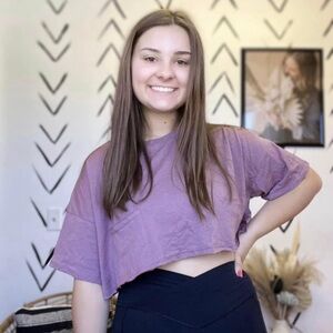 NWT! Mauve Cropped Tank